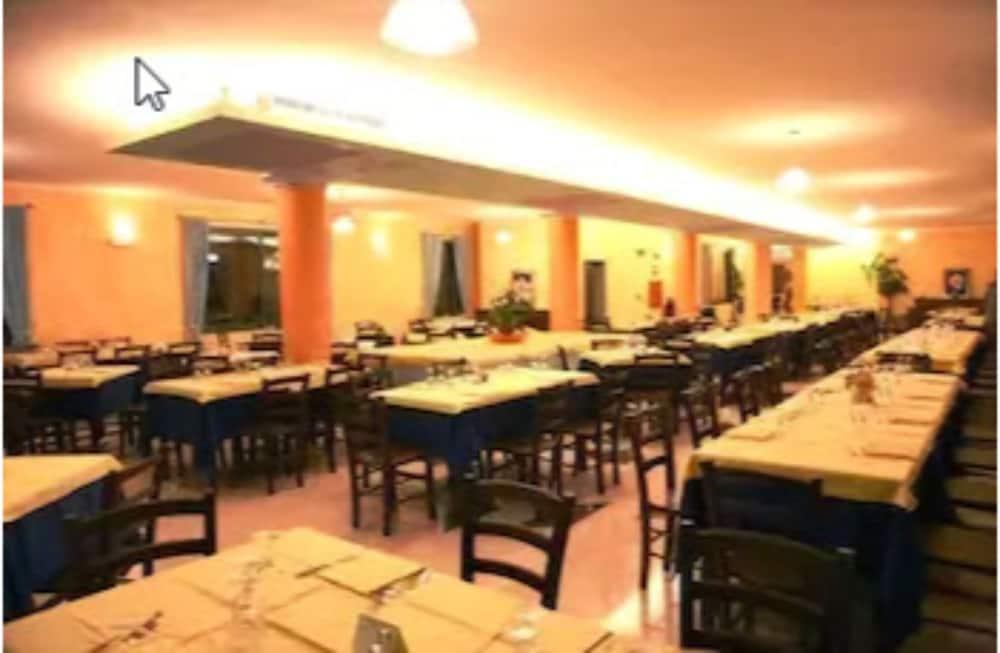 Hotel Baia Marina Orosei Esterno foto