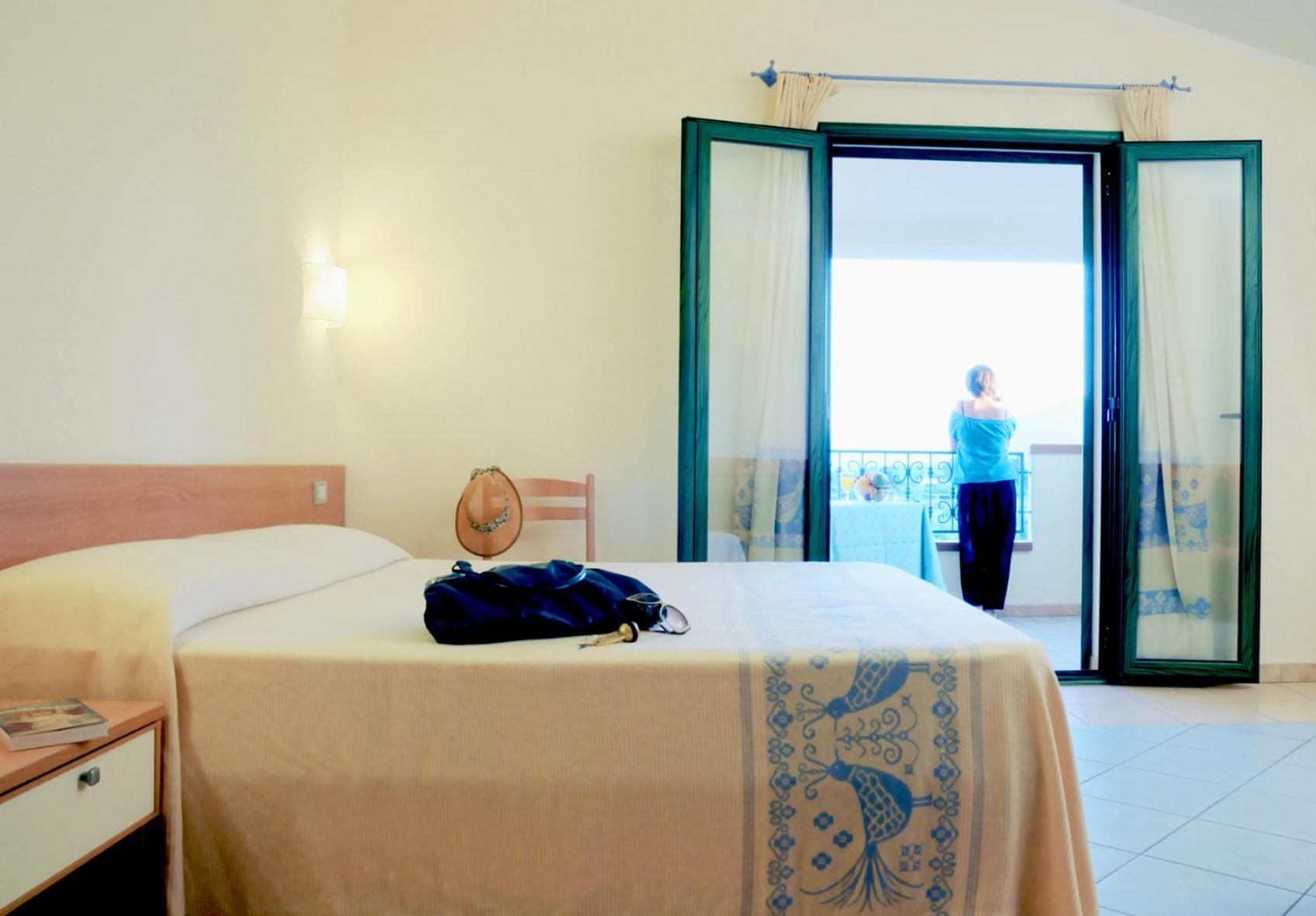 Hotel Baia Marina Orosei Esterno foto