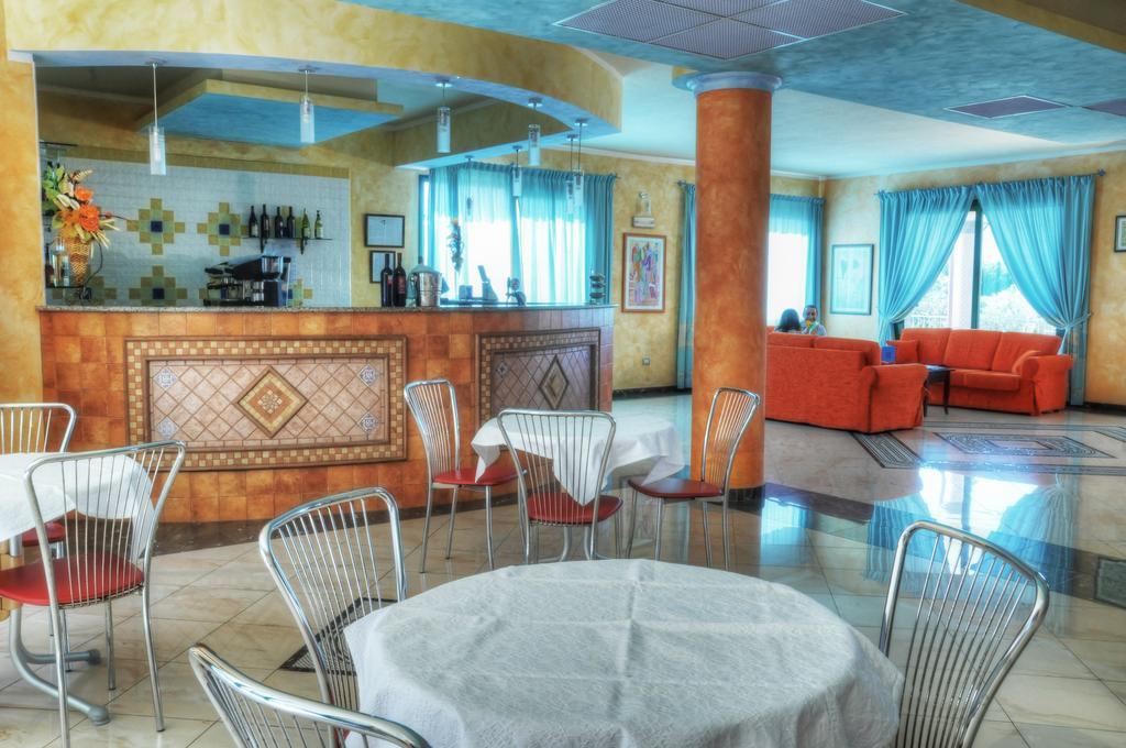 Hotel Baia Marina Orosei Esterno foto